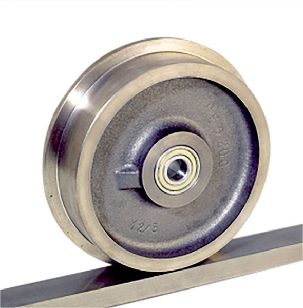 300mm Cast Iron Single Flanged Rail Wheels with ball bearings